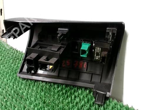 headlight-switch-citroen-c4-iii-ba_-bb_-bc_-2020-30628945 main image