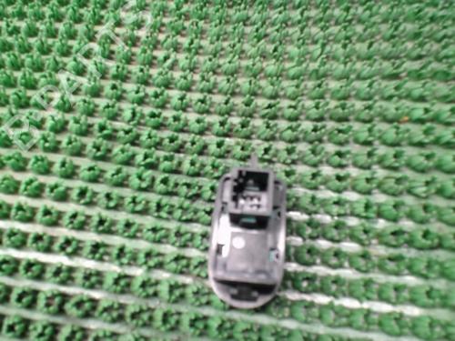 Used Left front window switch Left front window switch CITROËN C3 I (FC_, FN_) 1.4 16V HDi (90 hp) 22077714 22077714