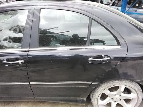 Dør venstre bagtil Dør venstre bagtil MERCEDES-BENZ C-CLASS (W203) C 200 CDI (203.007) (122 hp) 35780765 35780765