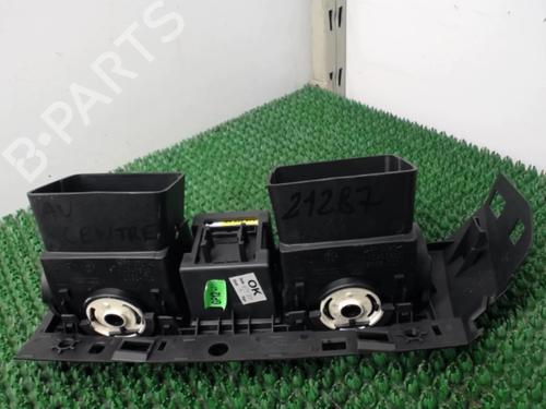 Used Air vent Air vent OPEL MERIVA A MPV (X03) 1.6 (E75) (105 hp) 22080942 22080942