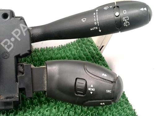 Used Steering column stalk Steering column stalk PEUGEOT 307 (3A/C) 1.6 HDi (90 hp) 22089820 22089820