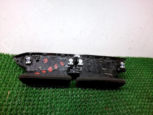 Used Air vent Air vent OPEL CORSA F (P2JO) 1.2 (68) (101 hp) 34433169 34433169
