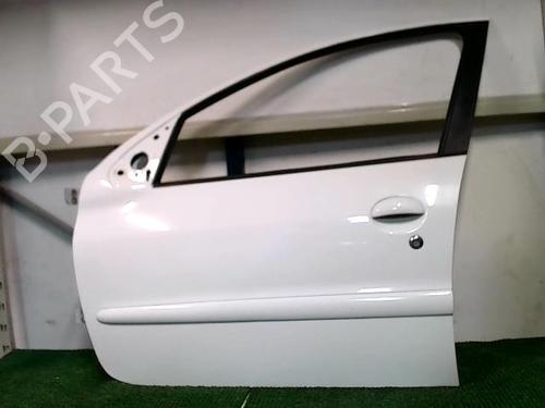 Used Left front door PEUGEOT 206 Hatchback (2A/C) 1.4 HDi eco 70 (68 hp) 22298511