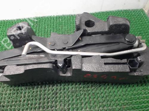 Used Jack Kit Jack Kit RENAULT MEGANE III Hatchback (BZ0/1_, B3_) 1.9 dCi (BZ0N, BZ0J) (131 hp) 22087423 22087423