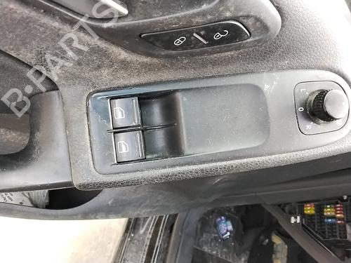 Mando elevalunas delantero izquierdo Mando elevalunas delantero izquierdo VW GOLF PLUS V (5M1, 521) [2004-2013] 35781279 35781279