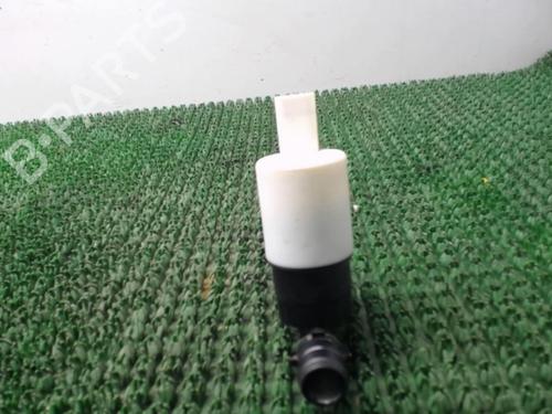 Used Washer pump Washer pump RENAULT SCÉNIC II (JM0/1_) 1.5 dCi (JM1E, JM16) (106 hp) 22081268 22081268