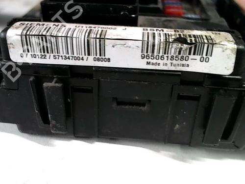 Used Fuse box Fuse box CITROËN BERLINGO MULTISPACE (B9) 1.6 HDi 90 4x4 (90 hp) 28441841 28441841