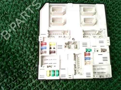 Used Fuse box Fuse box RENAULT MEGANE III Grandtour (KZ0/1) 1.5 dCi (KZ09, KZ0D, KZ1G, KZ29, KZ14, KZ1W, KZ10, KZ1F,... (110 hp) 29986473 29986473