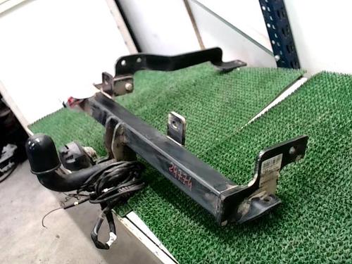 Tow ball/Mechanism PEUGEOT 106 II (1A_, 1C_) 1.5 D | BP23332596C141 