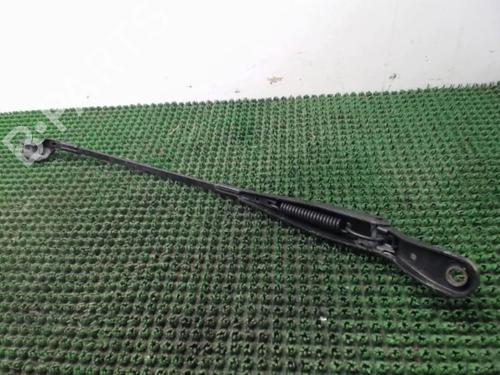 Used Front windshield wiper arm Front windshield wiper arm PEUGEOT 208 I (CA_, CC_) 1.6 HDi (92 hp) 22080333 22080333