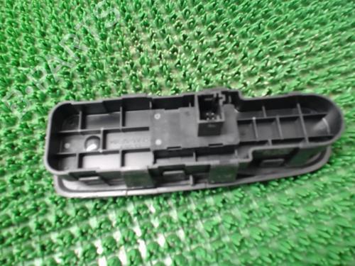 Used Right front window switch Right front window switch CITROËN C4 Picasso I MPV (UD_) 1.6 HDi (109 hp) 22084459 22084459