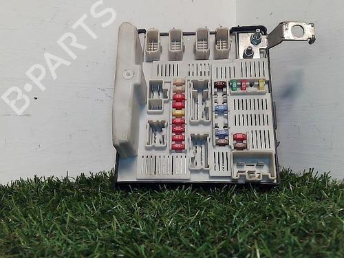 Fuse box RENAULT GRAND SCÉNIC II (JM0/1_) 2.0 dCi (JM1K) | BP29927350E1