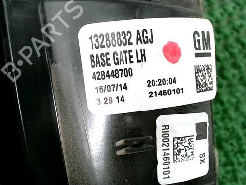 Used Left tailgate light Left tailgate light OPEL ZAFIRA TOURER C (P12) 2.0 CDTi (75) (110 hp) 20873768 20873768
