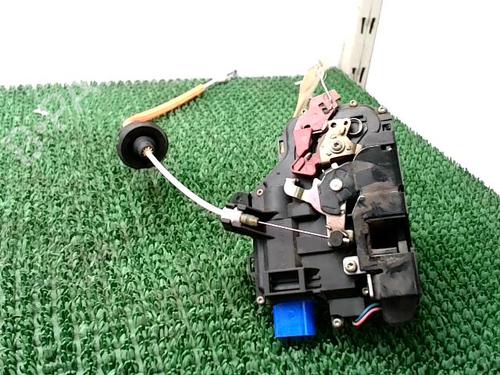 Front right lock AUDI A3 (8P1) 1.9 TDI | BP24889695C97 