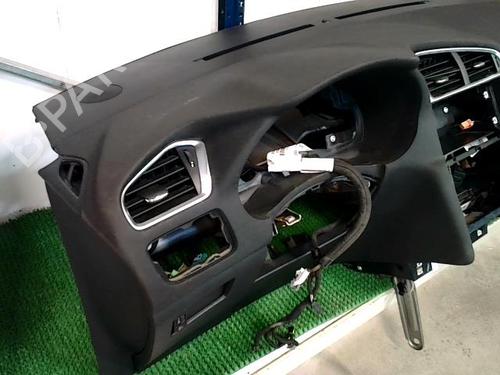 Dashboard CITROËN C4 II (NC_) 1.6 HDi 115 | BP29847807C46