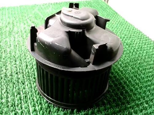 Used Heater blower motor RENAULT CLIO III (BR0/1, CR0/1) 1.5 dCi (C/BR0G, C/BR1G) (68 hp) 25262245