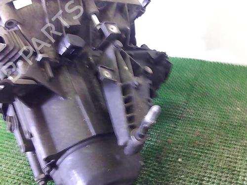 Used Gearbox Gearbox RENAULT CLIO II (BB_, CB_) 1.9 D (B/CB0E, BB0J) (64 hp) 22076083 22076083
