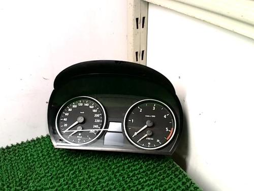 Used Instrument cluster BMW 3 Touring (E91) 330 xd (231 hp) 30634191