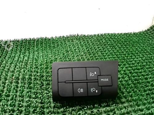 Used Headlight switch CITROËN JUMPER II Van 2.0 BlueHDi 110 (110 hp) 29816953