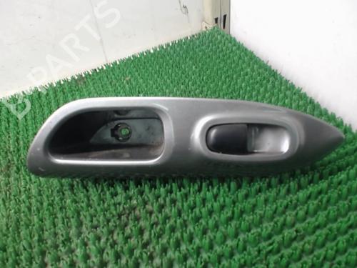 Left rear window switch NISSAN JUKE (F15) 1.5 dCi | BP22086672I29 