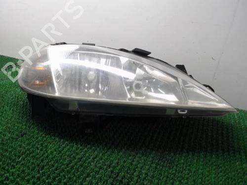 Used Right headlight Right headlight RENAULT MEGANE I Cabriolet (EA0/1_) 1.6 16V (EA04, EA0B, EA11, EA1J) (107 hp) 22084709 22084709