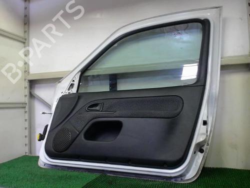 Used Right front door RENAULT CLIO II (BB_, CB_) 1.5 dCi (B/CB3M) (64 hp) 22087895