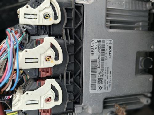 Used Engine control unit (ECU) Engine control unit (ECU) 38977019 38977019