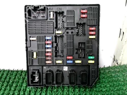 Used Fuse box Fuse box 22091244 22091244