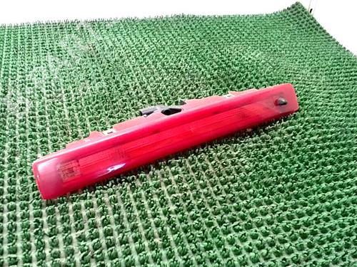 Used Third brake light RENAULT CLIO III (BR0/1, CR0/1) 1.5 dCi (C/BR0G, C/BR1G) (68 hp) 29892822
