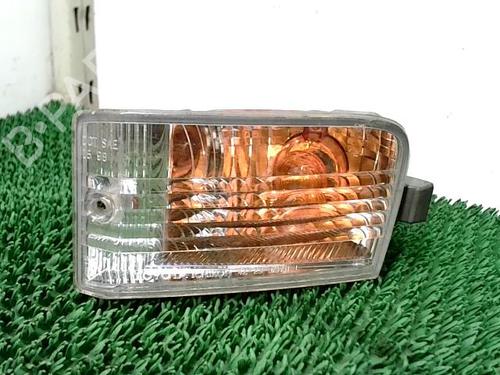 Used Left front indicator TOYOTA RAV 4 II (_A2_) 2.0 4WD (ACA21, ACA20) (150 hp) 29892814