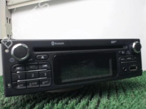 Used Radio DACIA SANDERO 1.5 dCi (75 hp) 22082320