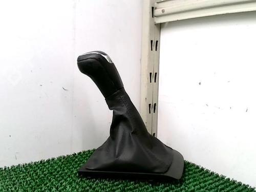 Used Gear lever SKODA YETI (5L) 2.0 TDI (110 hp) 22091595