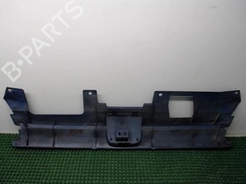 Grill PEUGEOT 306 Hatchback (7A, 7C, N3, N5) 1.9 DT | BP22077825C40 