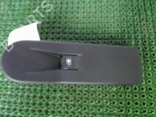 Used Right front window switch Right front window switch RENAULT CLIO IV Grandtour (KH_) 1.5 dCi 75 (75 hp) 22078048 22078048