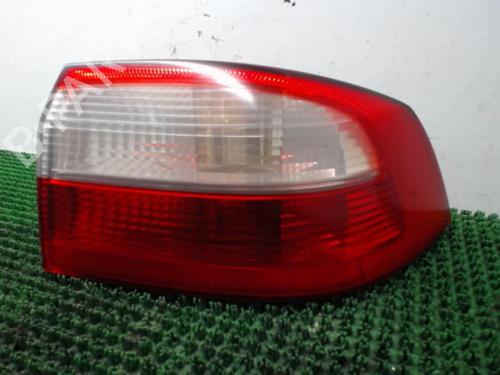 Used Right taillight RENAULT LAGUNA II (BG0/1_) 1.9 dCi (107 hp) 22080135