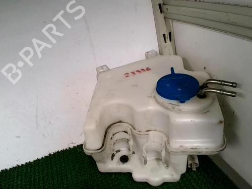 Used Windscreen washer tank MERCEDES-BENZ B-CLASS Sports Tourer (W245) B 200 CDI (245.208) (140 hp) 29850441