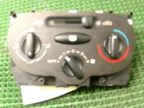 Climate control PEUGEOT 206 Hatchback (2A/C) 1.4 i | BP22078488I5 