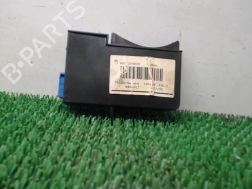 Gearstang RENAULT LAGUNA II (BG0/1_) 2.2 dCi (BG0F) (150 hp) 22086628