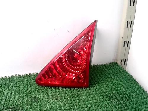 Used Right tailgate light Right tailgate light PEUGEOT 3008 I MPV (0U_) 1.6 HDi (112 hp) 24350282 24350282