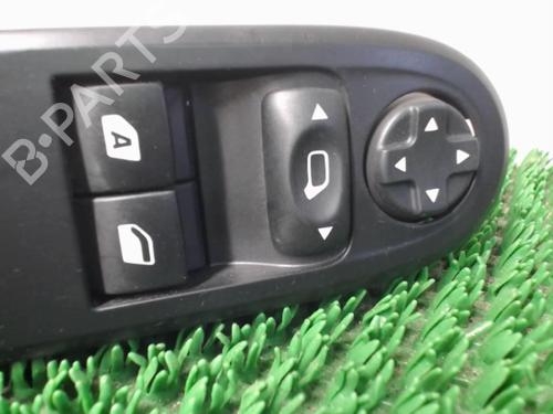 Used Left front window switch Left front window switch CITROËN C3 II (SC_) 1.4 HDi 70 (SC8HZC, SC8HR0, SC8HP4) (68 hp) 22084638 22084638