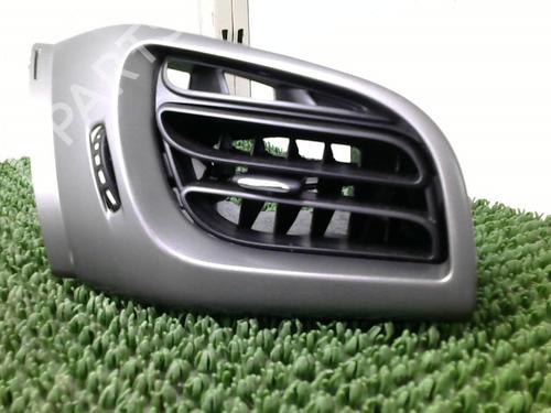 Used Air vent Air vent CITROËN C3 II (SC_) 1.2 VTi 82 (82 hp) 31700490 31700490