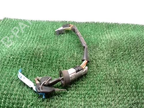 Used Ignition barrel RENAULT TRAFIC Van (T_, P_, V_) 2.1 D (58 hp) 30045122