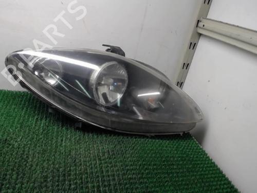 Used Right headlight Right headlight SEAT ALTEA (5P1) 1.9 TDI (105 hp) 22086760 22086760