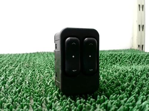 Used Left front window switch Left front window switch OPEL CORSA C (X01) 1.0 (F08, F68) (58 hp) 22092971 22092971