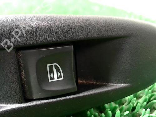 Used Left rear window switch Left rear window switch RENAULT CAPTUR I (J5_, H5_) 0.9 TCe 90 (90 hp) 20874047 20874047