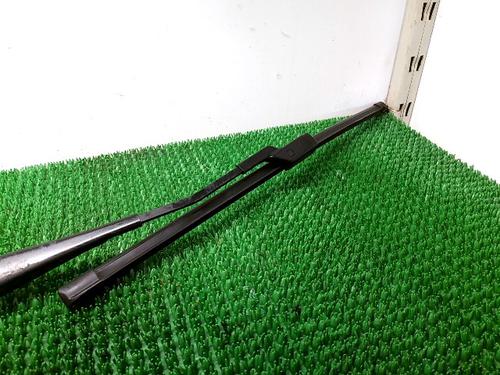 Used Front windshield wiper arm Front windshield wiper arm JEEP RENEGADE SUV (BU, B1, BV) 1.6 CRD (120 hp) 34432933 34432933