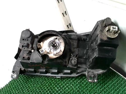 Right headlight PEUGEOT 106 II (1A_, 1C_) 1.5 D | BP23432752C29 
