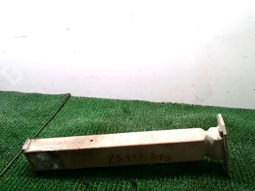 Used Front bumper reinforcement FIAT 500L (351_, 352_) 1.4 (199LYB1B) (95 hp) 27802973