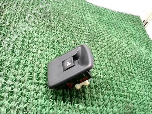 Used Left front window switch DACIA SANDERO II 1.5 dCi 75 / Blue dCi 75 (B8JW, B8M4, B8AH, B8M7, B8M6) (75 hp) 29817106
