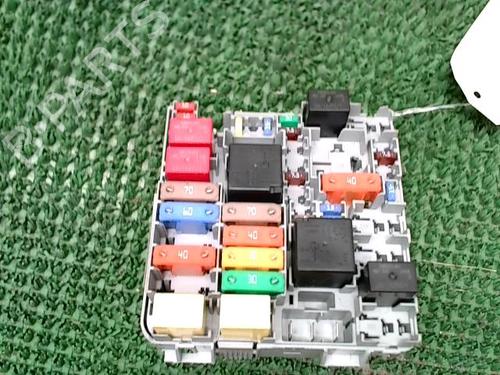 Used Fuse box FIAT 500L (351_, 352_) 1.4 (199LYB1B) (95 hp) 25221148